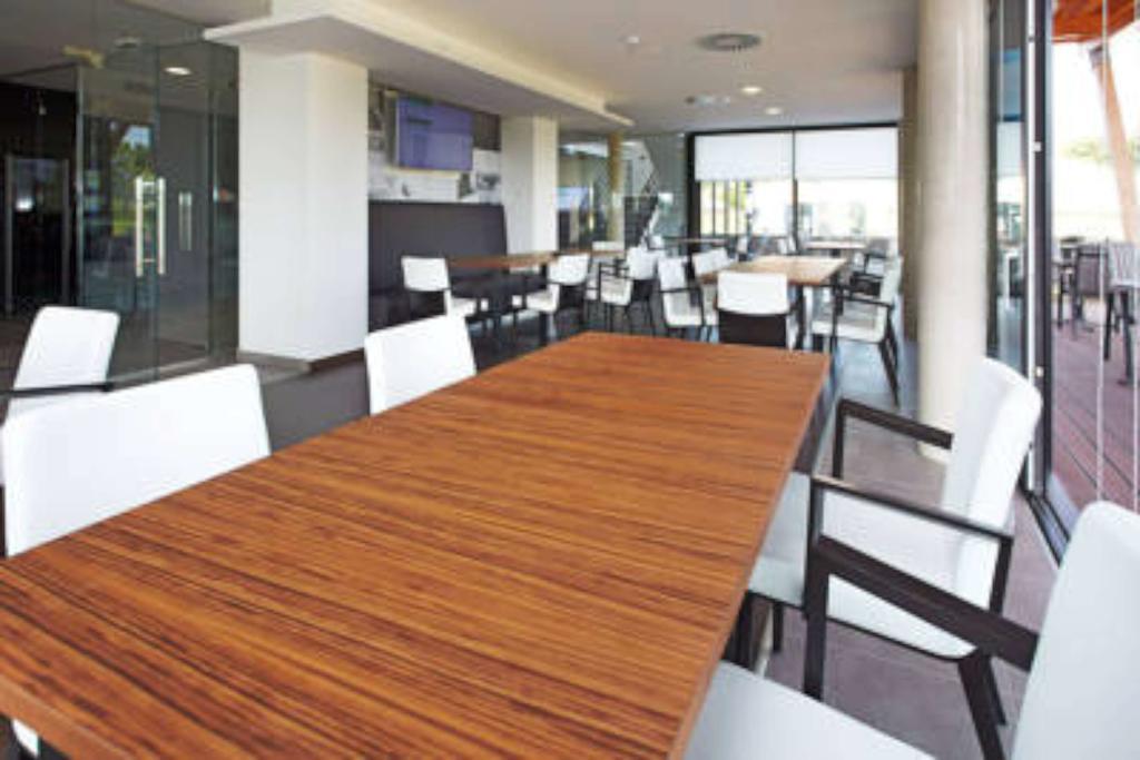Konference Park Hotel Hradec Kralove Exterior photo